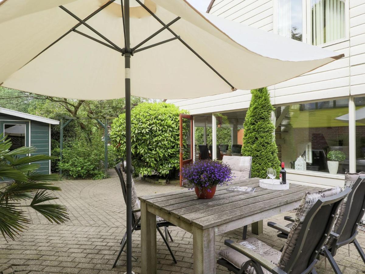 Cosy Holiday Home In Noordwijkerhout Near Lake Exterior foto